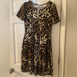 NWOT medium lularoe Amelia